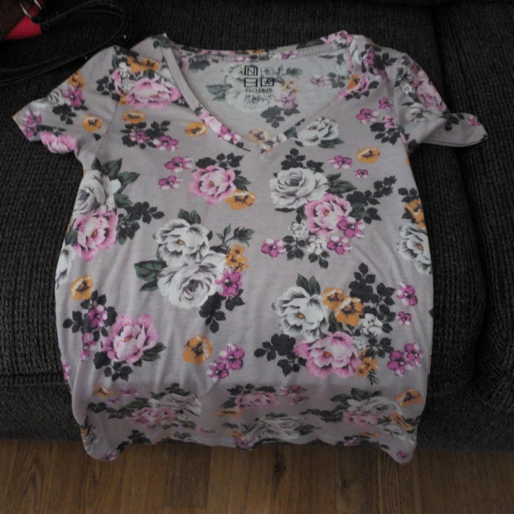 Tee